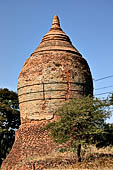 Old Bagan Myanmar. Nga-kywe-na-daung a early Pyu type brick masonry stupa. 